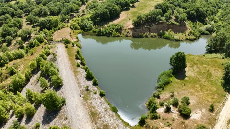 &nbsp; &nbsp;Λίμνη Σκεπάρι