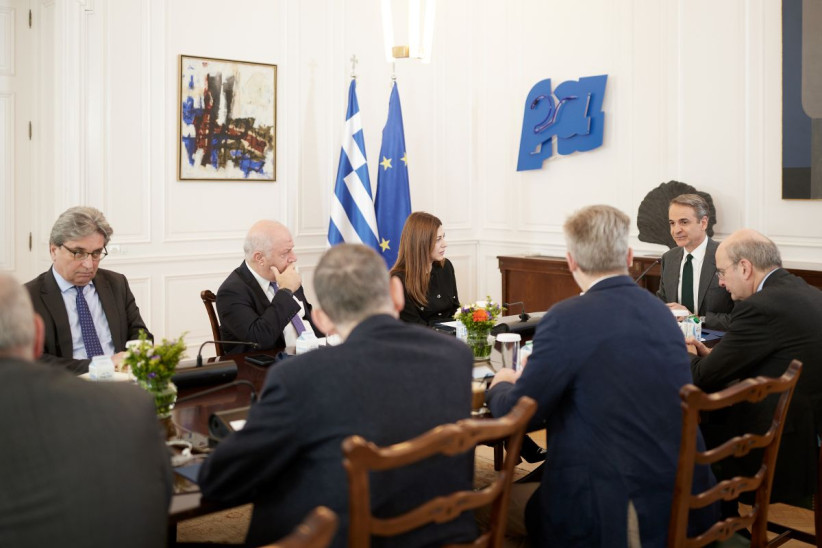 σύσκεψη Μαξίμου Μητσοτάκης