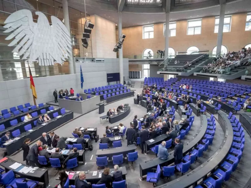 Γερμανική Βουλή: «Πράσινο» στην έναρξη ενταξιακών διαπραγματεύσεων Ε.Ε. με Βόρεια Μακεδονία και Αλβανία
