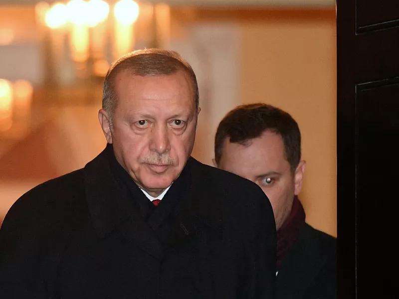 Ερντογάν σε ΕΕ: Στηρίξτε Σάρατζ ή θα έχετε πρόβλημα με τρομοκρατία - μετανάστευση