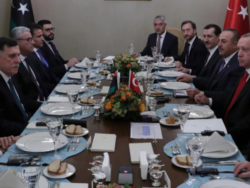 Γερμανικά ΜΜΕ: Η Τουρκία προκαλεί εντάσεις – Παράλογη η τουρκολιβυκή συμφωνία 