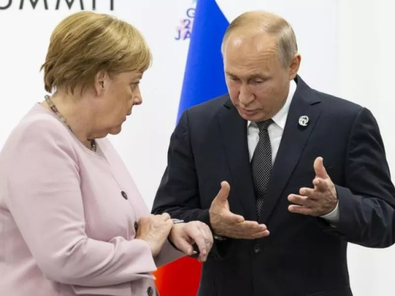  Τηλεφωνική συνομιλία Πούτιν - Μέρκελ για Λιβύη - Nord Stream 2