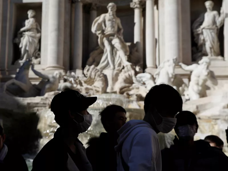 Κορωνοϊός - Ιταλία: Στους 233 οι νεκροί - Σε 5.883 τα κρούσματα