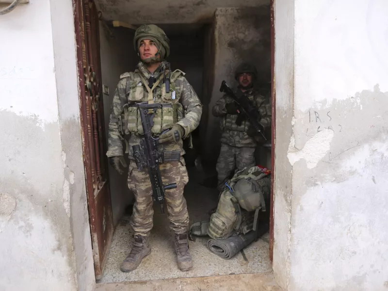 Ιντλίμπ: Η Άγκυρα ανακοίνωσε ότι σκότωσε 101 Σύρους στρατιώτες ως αντίποινα