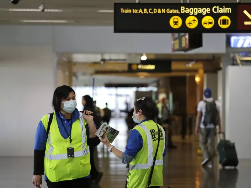 Κορωνοϊός: Θετικοί στον ιό 2 Αμερικανοί ελεγκτές υγείας στο Διεθνές Αεροδρόμιο του Λος Άντζελες 