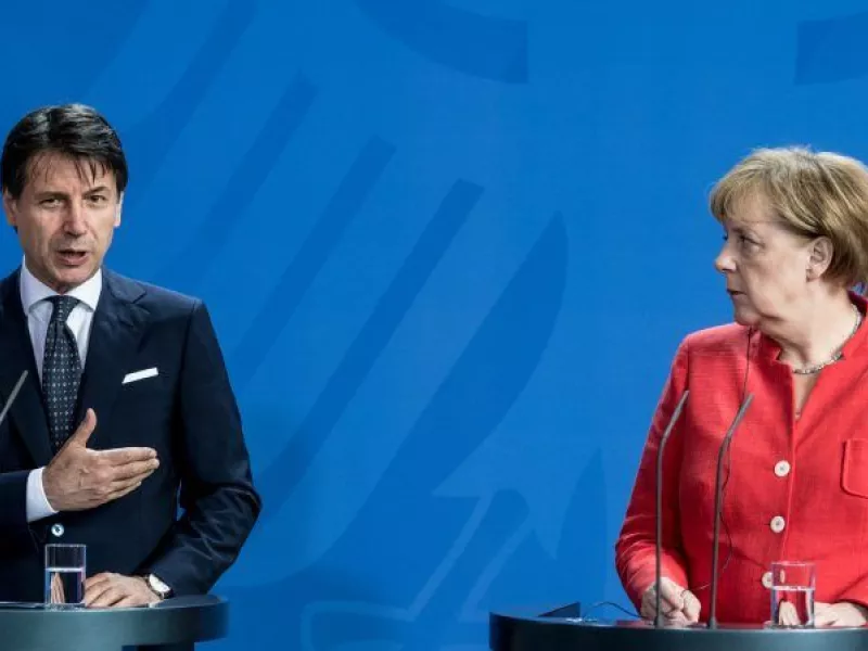 Σύνοδος Κορυφής: Βέτο Ιταλίας - Ισπανίας στην άκαμπτη στάση της Γερμανίας (upd)