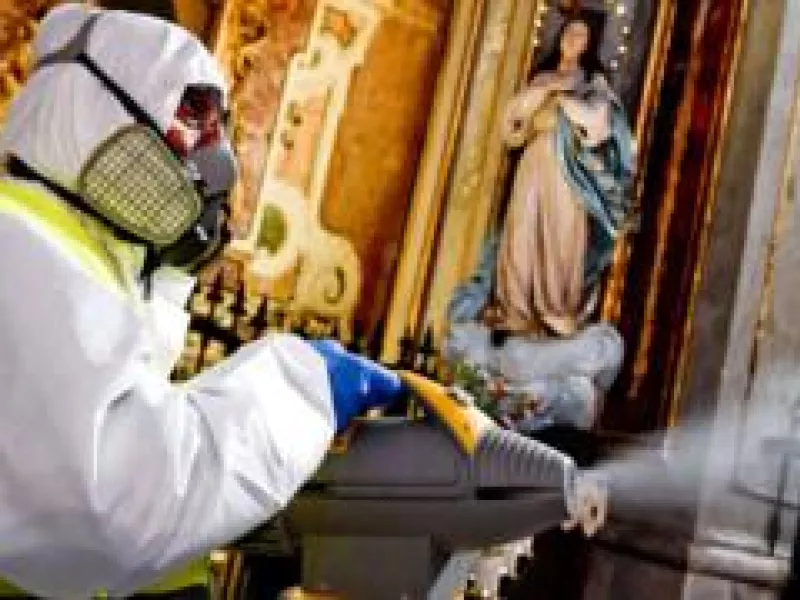 Ιταλία - κορωνοϊός - Βατικανό: Δεν θα τελούνται λειτουργίες, γάμοι, κηδείες ώς τις 3 Απριλίου