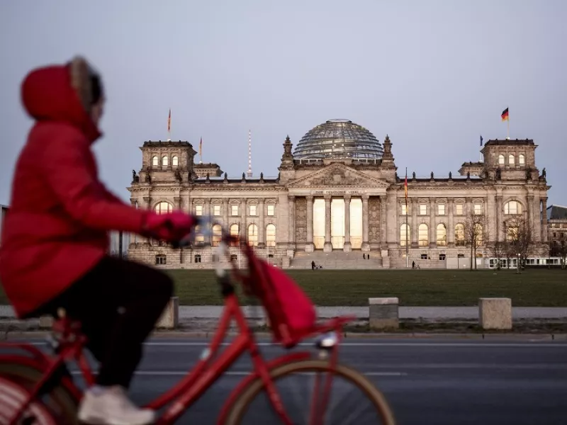 Κορωνοϊός - Γερμανία: Αυξάνονται τα κρούσματα - Στους 325 οι νεκροί
