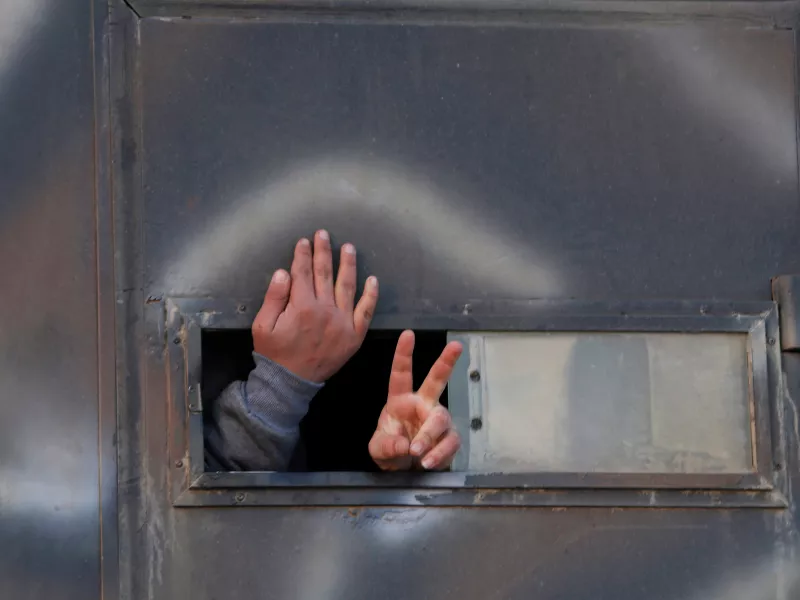 Αδριανούπολη: Γιατί εκκενώθηκαν καταυλισμοί με μετανάστες τη νύχτα – Πού μεταφέρονται