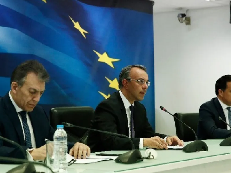 Κορωνοϊός - Μέτρα:  Σε 1,4 εκατ. εργαζομένους τα 800 ευρώ -  Με το επίδομα αδείας το δώρο Πάσχα 