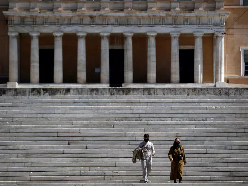 Berliner Zeitung: Ξαφνικά φαίνονται πιθανές οι διακοπές στη Μαγιόρκα και την Ελλάδα