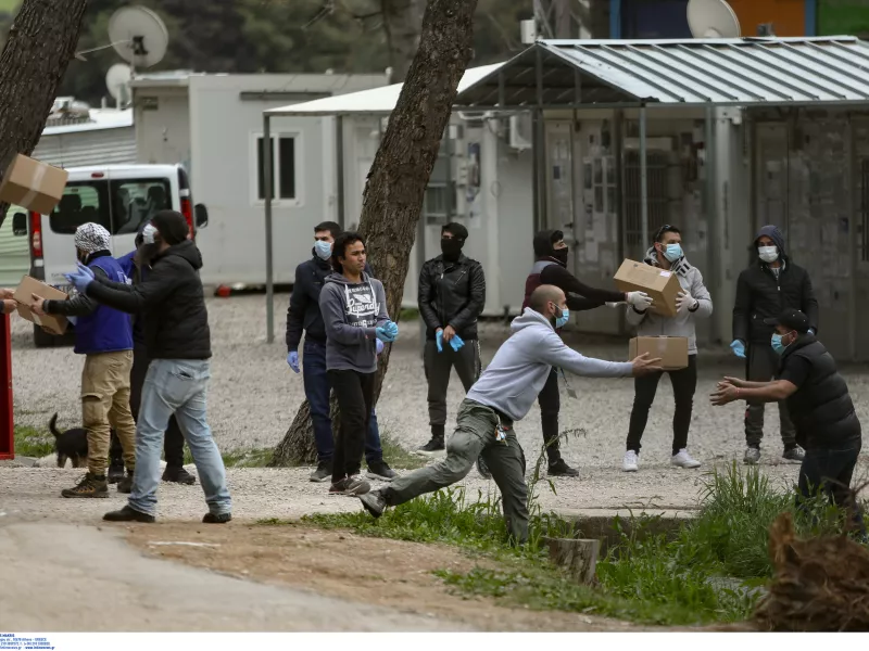 Κορωνοϊός: Άλλα δύο θετικά δείγματα στη δομή της Ριτσώνας