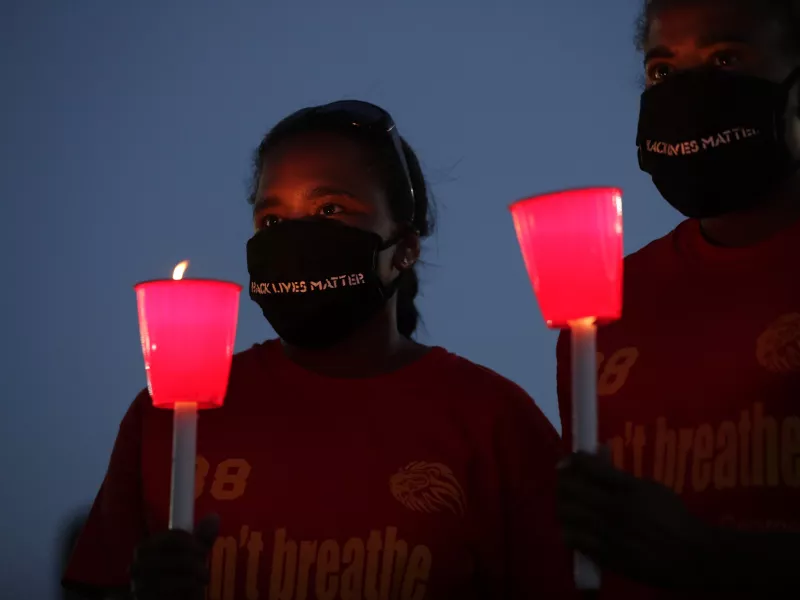 ΗΠΑ - Χιούστον: Χιλιάδες άνθρωποι απέτισαν φόρο τιμής στον Τζορτζ Φλόιντ