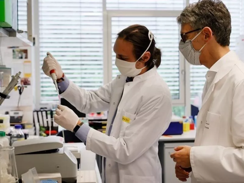 Προγνωστικοί παράγοντες σε ασθενείς με λοίμωξη COVID-19