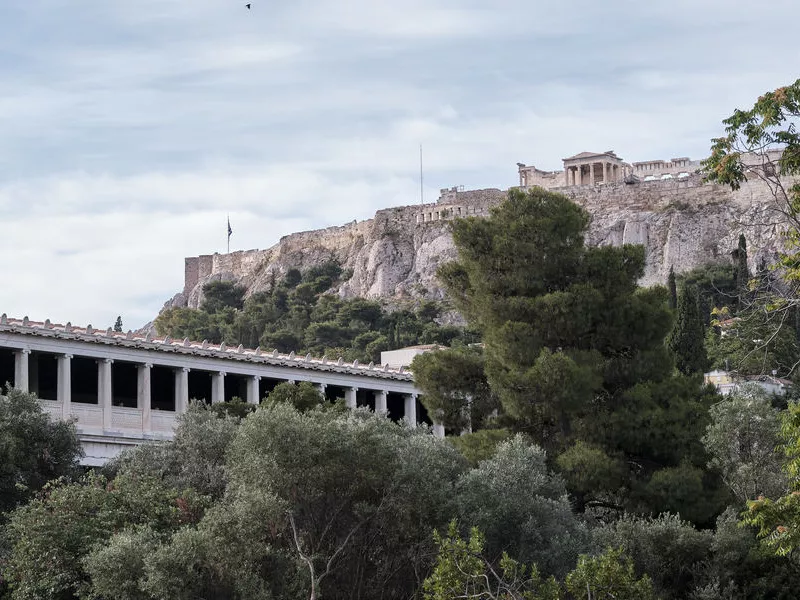 Ελεγχοι του ΕΟΔΥ σε εργαζόμενους στην Αρχαία Αγορά μετά από κρούσμα κορωνοϊού