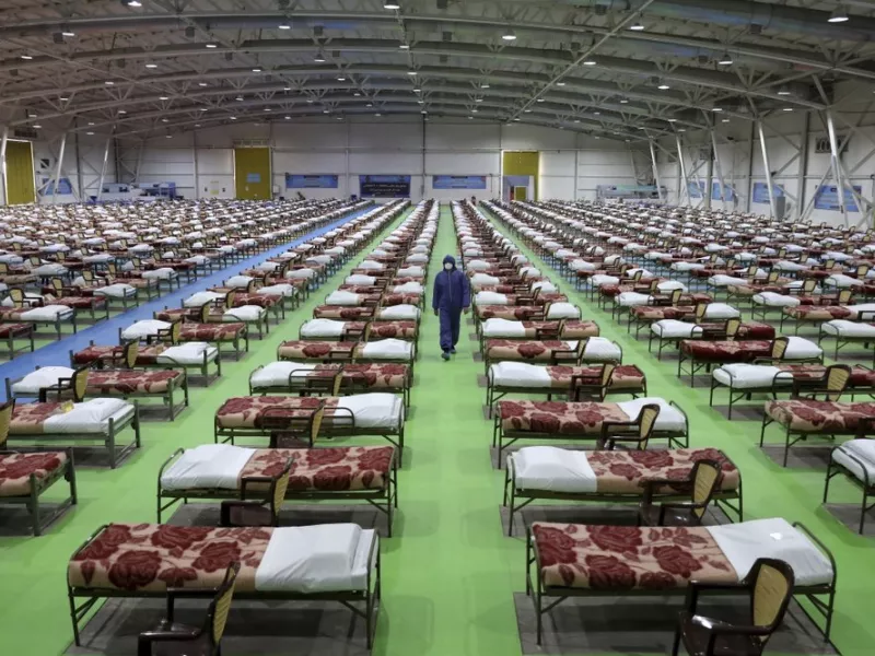 Κορωνοϊός: Πώς μπορεί να εκδηλωθεί η πανδημία το 2021 και μετά; Τα σενάρια