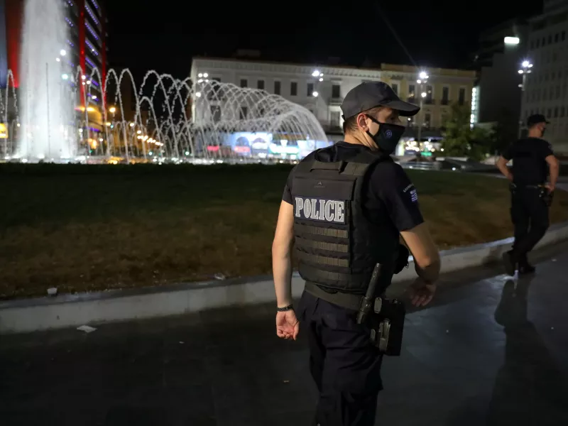 Κορωνοϊός-Έλεγχοι ΕΛΑΣ: 1 σύλληψη, 260 για μετακίνηση - 1.106 για μη χρήση μάσκας