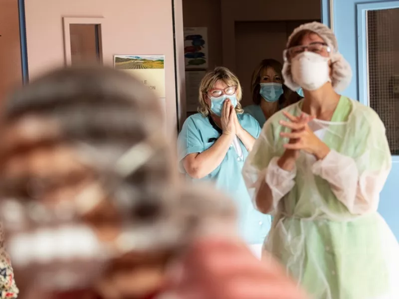 Μη μολυσμένα άτομα έχουν αντισώματα για κορωνοϊό- Πώς συμβαίνει και σε ποιους παρατηρείται