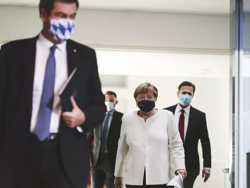 Γερμανία: Μερικό lockdown μέχρι τον Ιανουάριο σχεδιάζει η Μέρκελ 