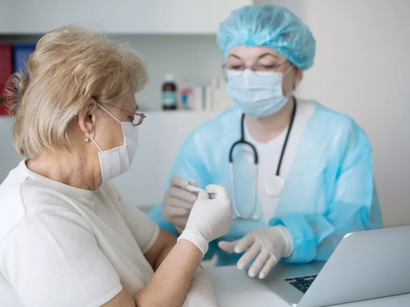 Ο χάρτης του κορωνοιού στην Ελλάδα: 488 κρούσματα σε Αττική, 382 Θεσσαλονίκη (Πίνακες)