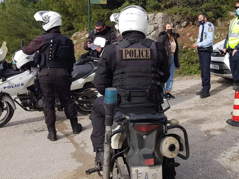 Επιτέθηκαν με πέτρες σε αστυνομικούς της ΔΡΑΣΗ στην Κυψέλη - Δυο συλλήψεις