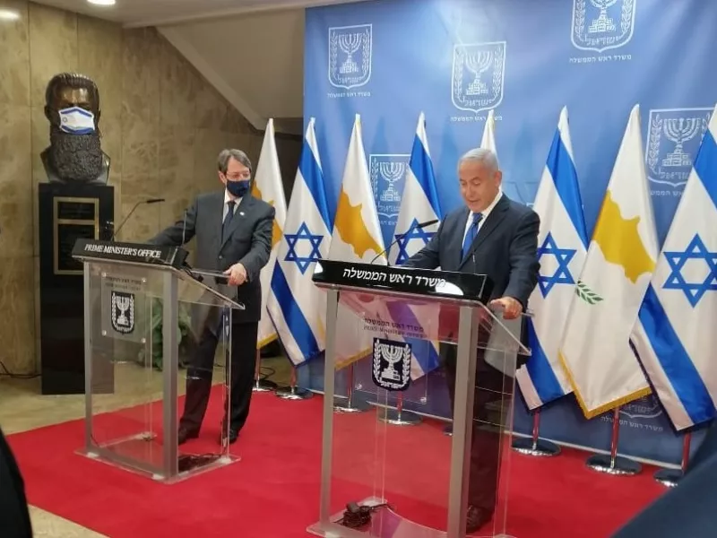 Συμφωνία Κύπρου-Ισραήλ: «Πράσινο Διαβατήριο» σε όσους Ισραηλινούς εμβολιάστηκαν