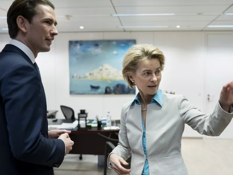 Αγανάκτηση Κουρτς: Φτάνει πια, εγκρίνετε το εμβόλιο της Johnson & Johnson