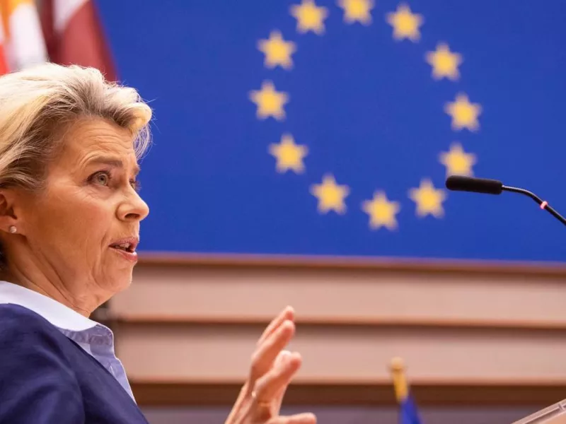 Φον ντερ Λάιεν:  «Αντικείμενο φθόνου»  από πολλές χώρες το πρόγραμμα εμβολιασμών της Ελλάδας 