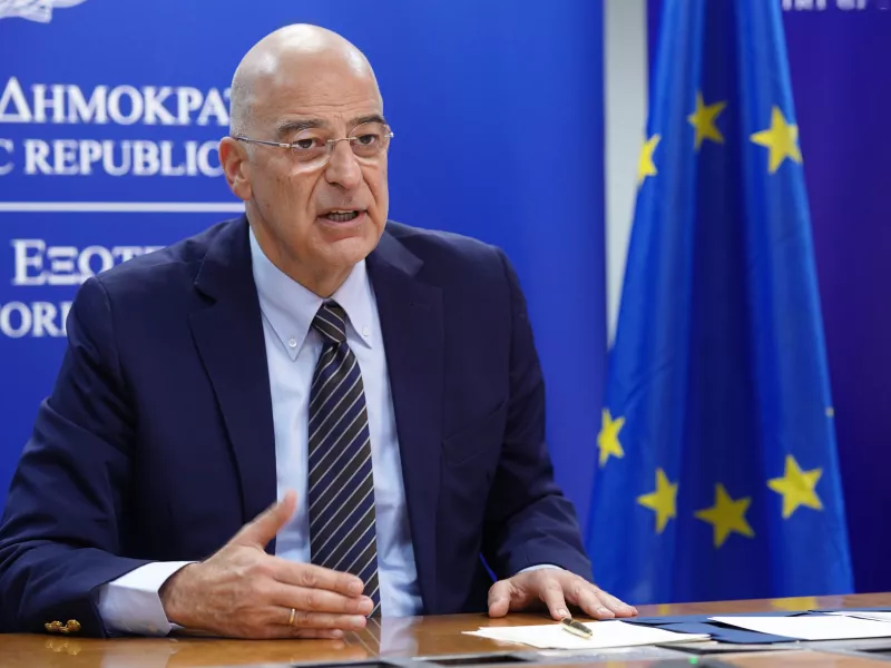 Δένδιας-Πρίστινα: Να μην επιτρέψουμε σε άλλες δυνάμεις να υπονομεύσουν τη σταθερότητα της περιοχής μας