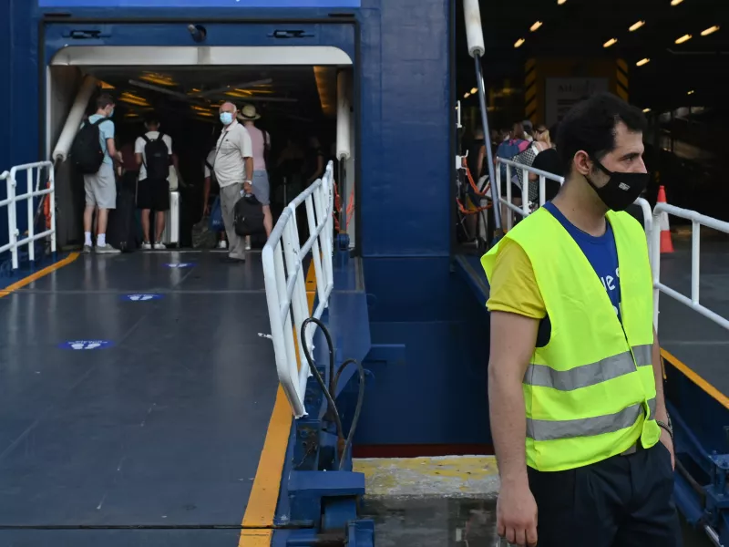 Κορωνοϊός-Ελλάδα: 1997 κρούσματα - 141 διασωληνωμένοι - 12 νεκροι (πίνακες)