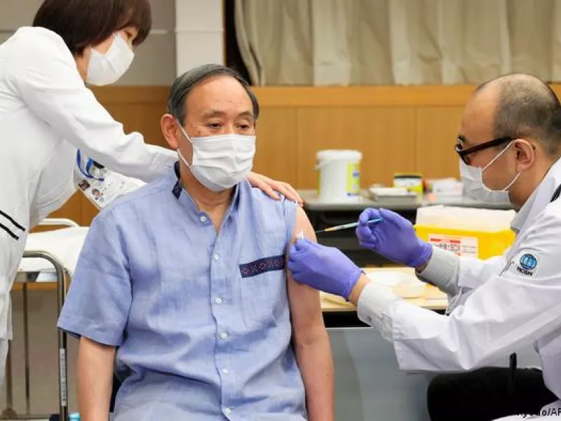 Ιαπωνία: Αναστέλλει χορήγηση 1,6 εκατ. δόσεων Moderna λόγω φόβων για «ξένα υλικά» στα φιαλίδια 