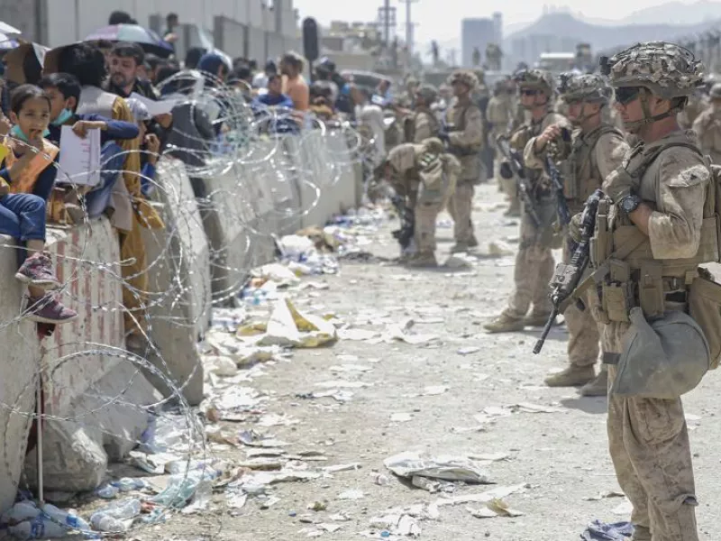 «Εκκενώστε την Καμπούλ» : Τα επόμενα βήματα του Πενταγώνου και το «καμπανάκι» Τζόνσον στους G7