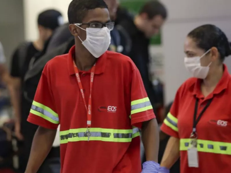 Βραζιλία: Aίρει την κατάσταση εκτάκτου ανάγκης για την αντιμετώπιση του κορωνοϊού