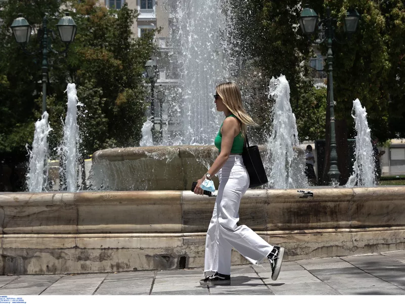 Τζανάκης σε ΣΚΑΪ: Αυτά είναι τα πιο χαρακτηριστικά συμπτώματα της Όμικρον 5 