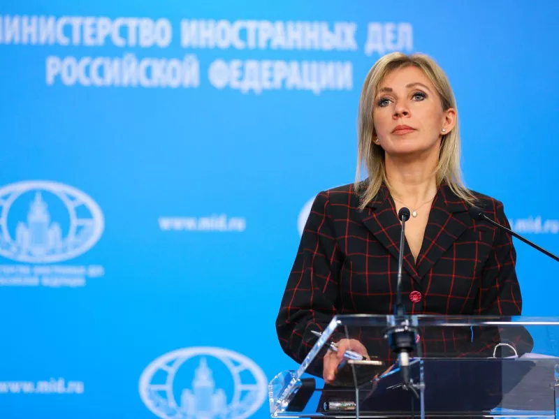 Ζαχάροβα προς Πολωνία: Απολογηθείτε για την αντιρωσική υστερία με τον πύραυλο – Χλευασμός κατά Ζελένσκι