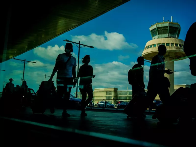 ισπανια αεροδρομιο βαρκελωνη 