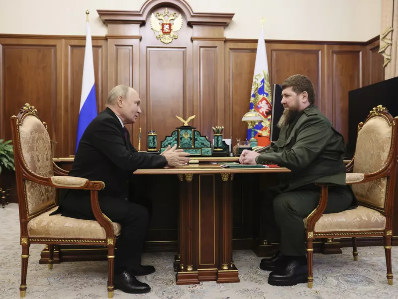Vladimir Putin, left Ramzan Kadyrov 