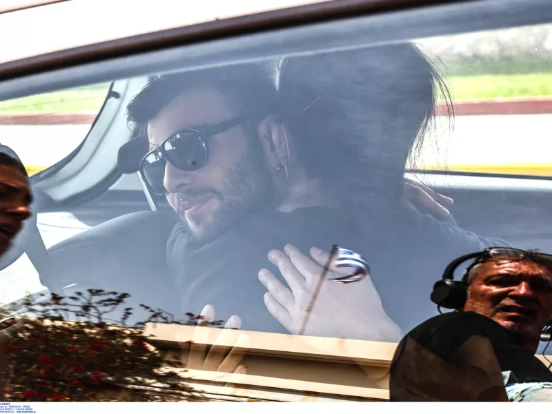 Κολωνός μητερα