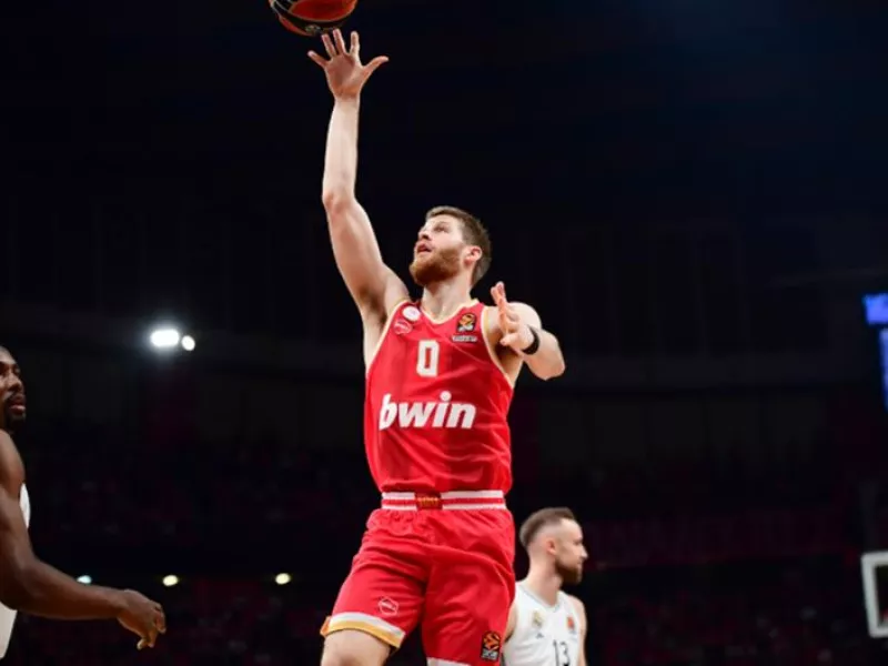 Γουόκαπ: Έσπασε το «φράγμα» των 1.000 ασίστ στην Ευρωλίγκα 