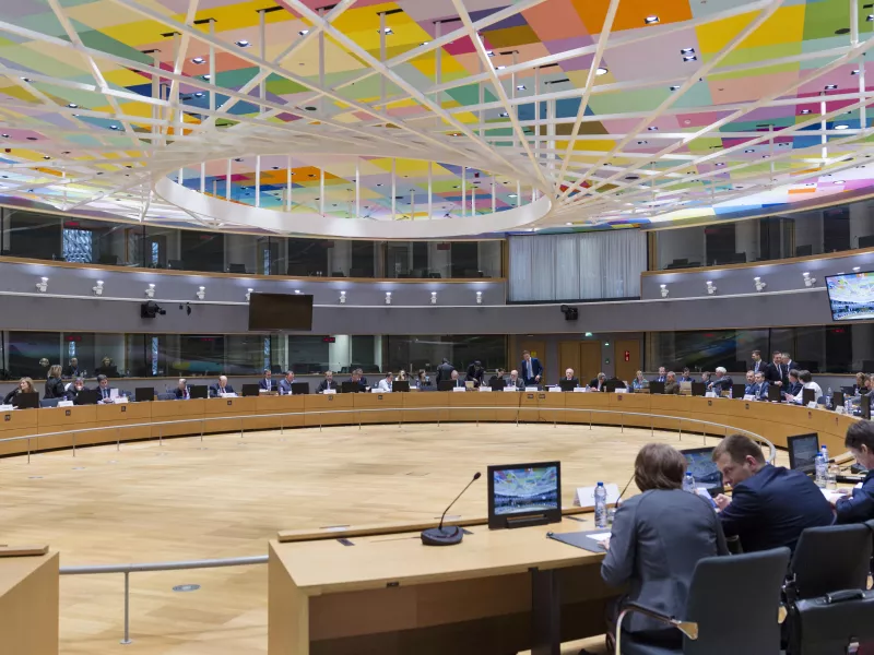 Συνεδριάζει το Eurogroup για τη στήριξη της ευρωζώνης - Οι διαφωνίες, τα σενάρια