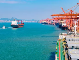 Παραγγελία "μαμούθ" για τα κινεζικά κρατικά ναυπηγεία - Θα κατασκευάσουν 18 γιγαντιαία πλοία μεταφοράς LNG