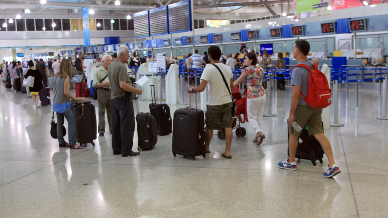 &Delta;&Alpha;&Alpha;: &Sigma;&tau;&alpha; 18,9 &epsilon;&kappa;&alpha;&tau;. &epsilon;&upsilon;&rho;ώ &tau;&alpha; &kappa;&alpha;&theta;&alpha;&rho;ά &kappa;έ&rho;&delta;&eta; &tau;&omicron; &alpha;' &tau;&rho;ί&mu;&eta;&nu;&omicron;