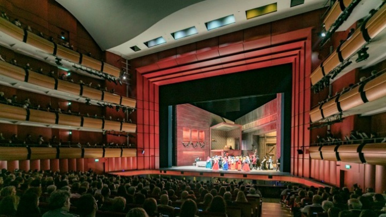 «Οπερα του μέλλοντος»- Έπαινοι από την Le Figaro για την Εθνική Λυρική Σκηνή