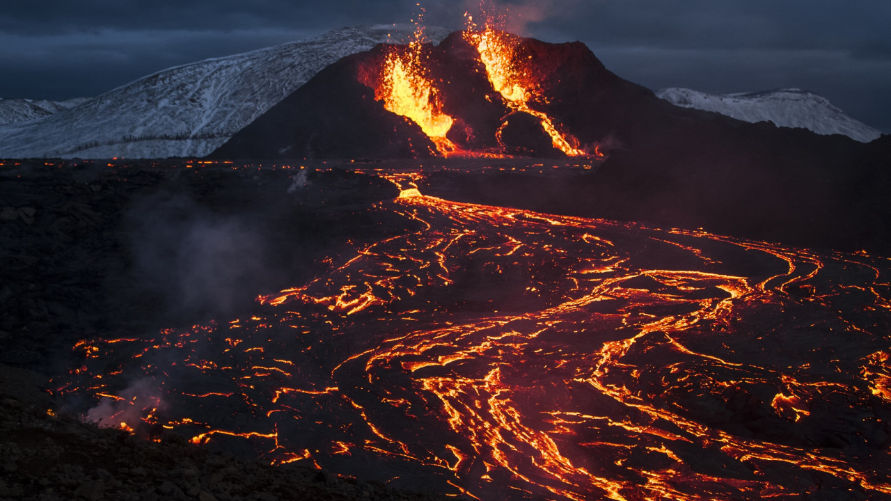Ηφαίστεια: Για γιγάντιες εκρήξεις τα επόμενα 100 χρόνια προειδοποιούν οι επιστήμονες - ΣΚΑΪ