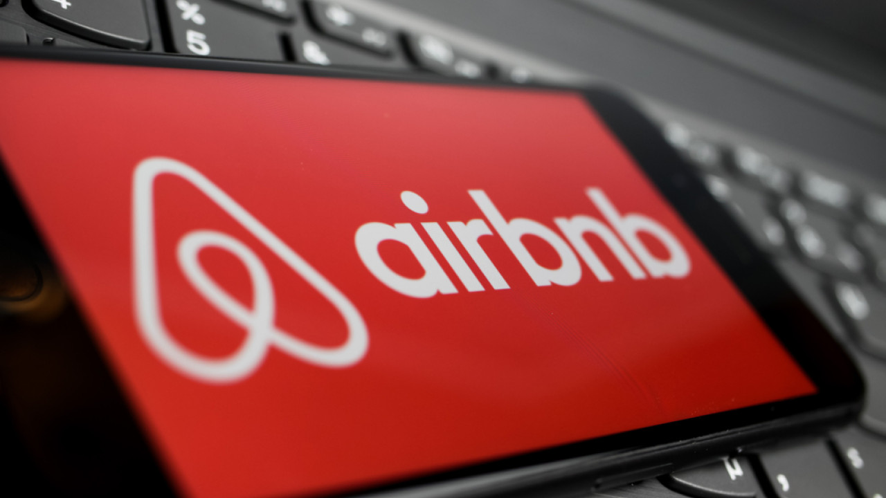 Δικαστήριο της ΕΕ: Η Airbnb πρέπει να αποδίδει φόρο με βάση το εθνικό φορολογικό καθεστώς