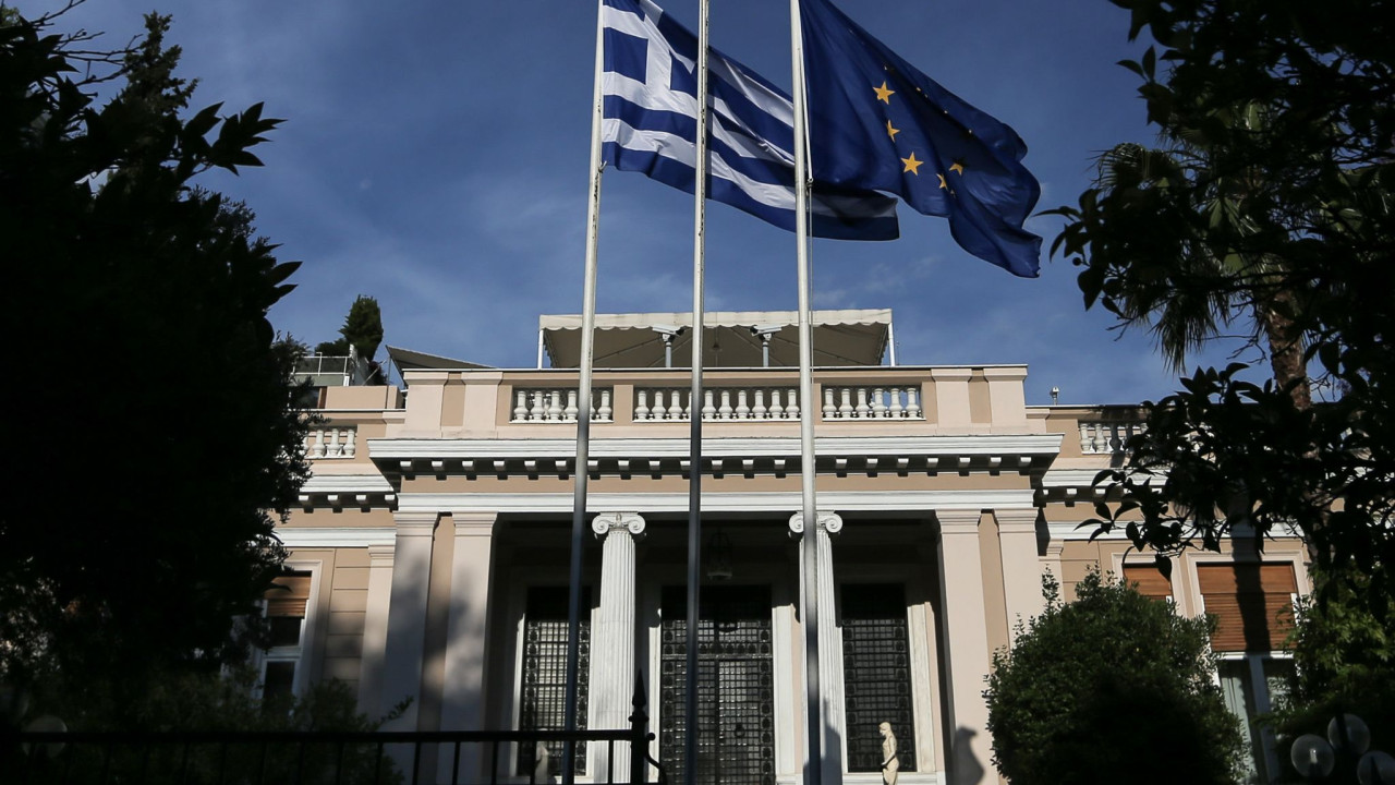 Έκτακτη σύσκεψη στο Μαξίμου για τον κορωνοϊό- Θα ακολουθήσει τις συστάσεις της Ε.Ε. η Ελλάδα