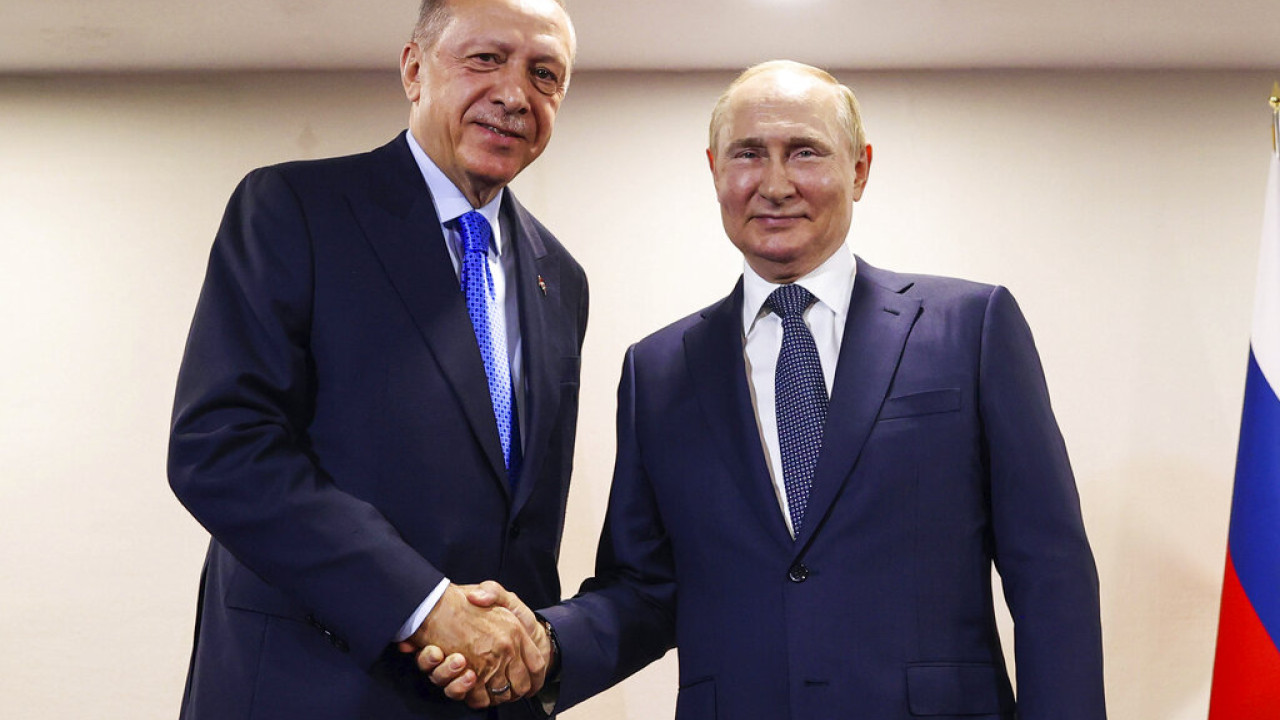 Bloomberg: Η Τουρκία ζήτησε από τη Ρωσία αναβολή πληρωμών για το φυσικό αέριο