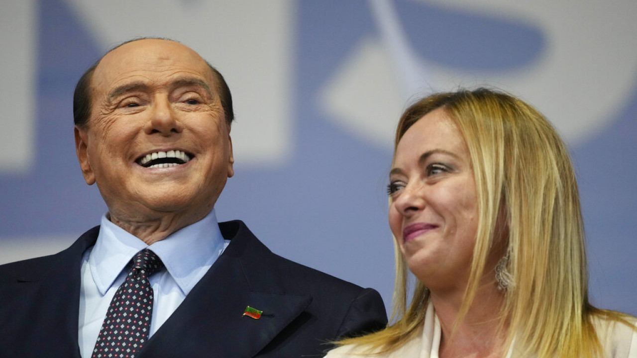 Italia: “Arrogante, sfacciata e arrogante” Berlusconi avrebbe chiamato Giorgia Meloni