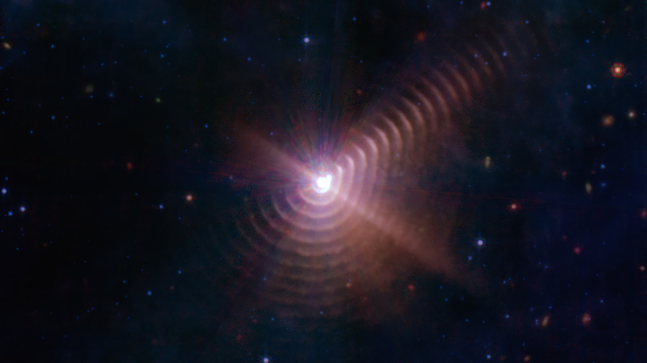 NASA: A rare type of star with 17 dust rings in a celestial dance