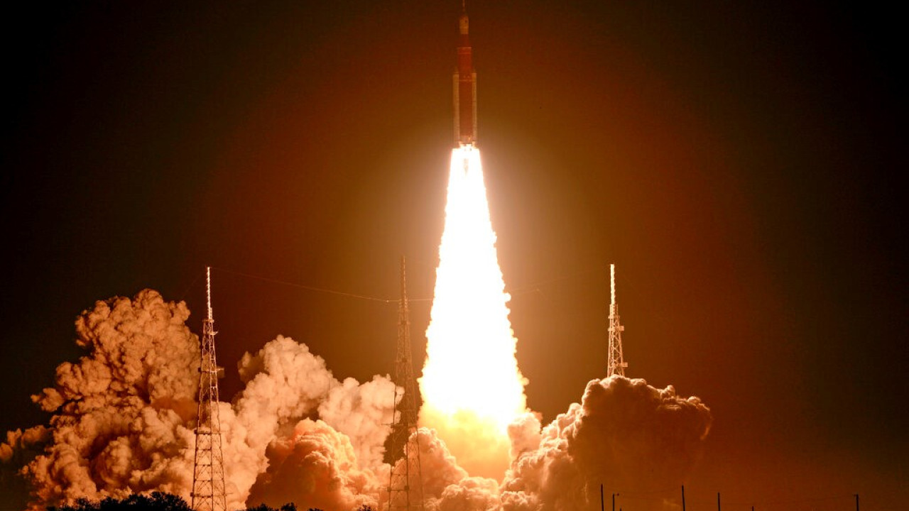 Πανηγυρισμοί στη NASA για την επιτυχημένη εκτόξευση του Artemis 1: Σε τροχιά η κάψουλα Orion (βίντεο)